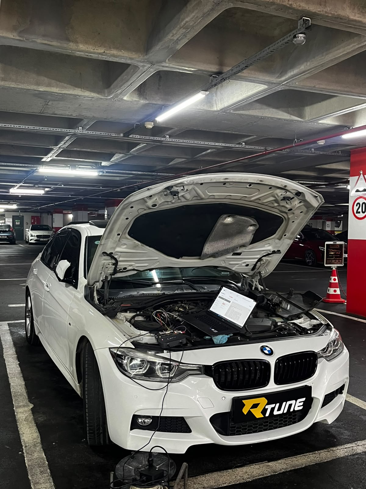 RTune atölyesinde BMW F30 diagnostik